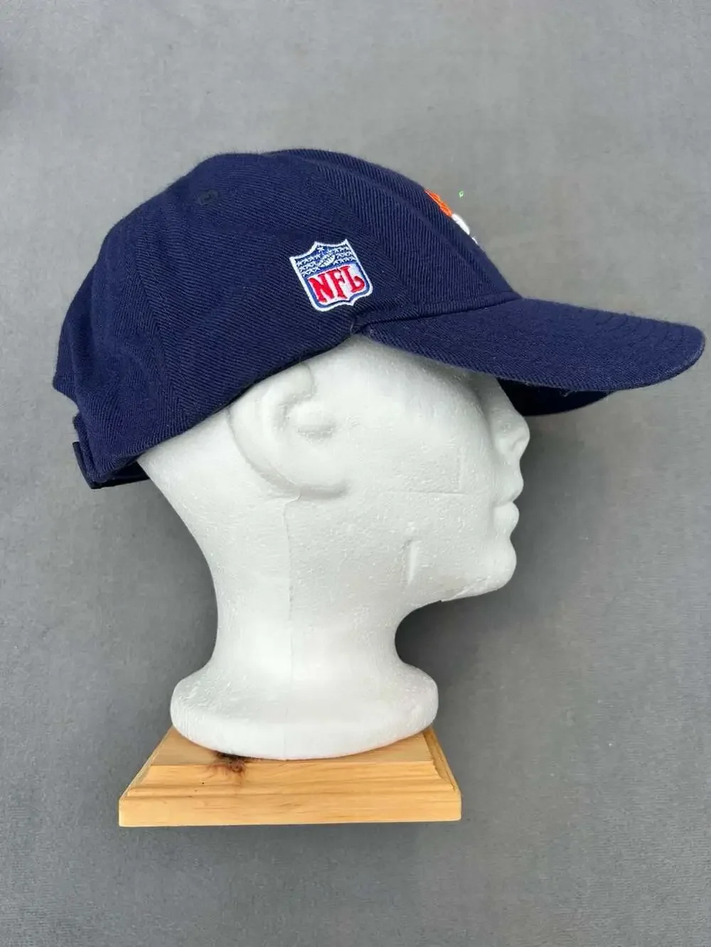 Reebok NFL Denver Broncos Authentic Sideline Navy Blue Adjustable Hat Cap